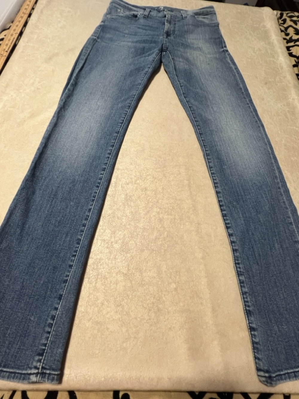 7 for all mankind "Slimmy" Straight Leg Jeans. Women's Size 30. #9922
